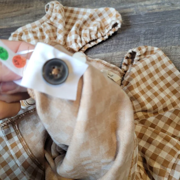 Madewell Gingham Jacquard Square-Neck Puff-Sleeve Top - Picture 4 of 7